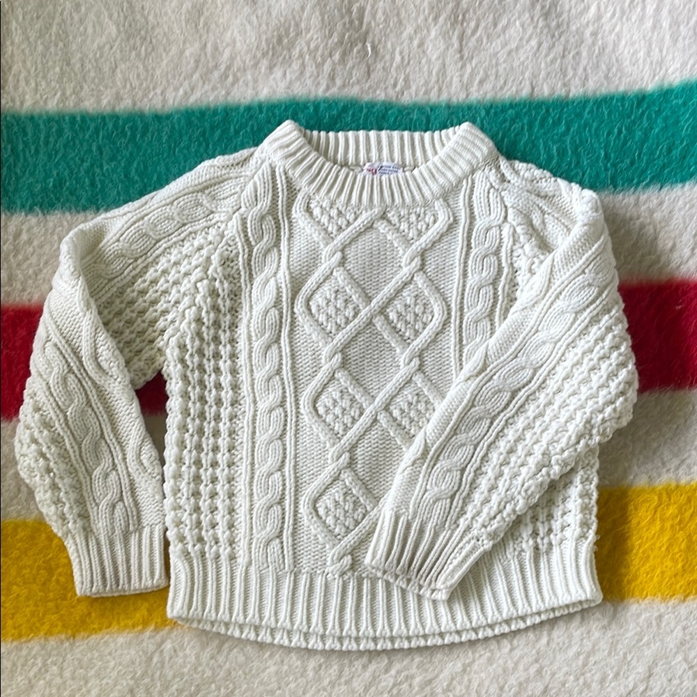 Vintage Classic Cable Knit Sweater - White